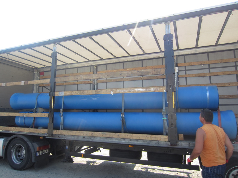 Deliveries and building sites : ductile iron pipes and fittings PAM